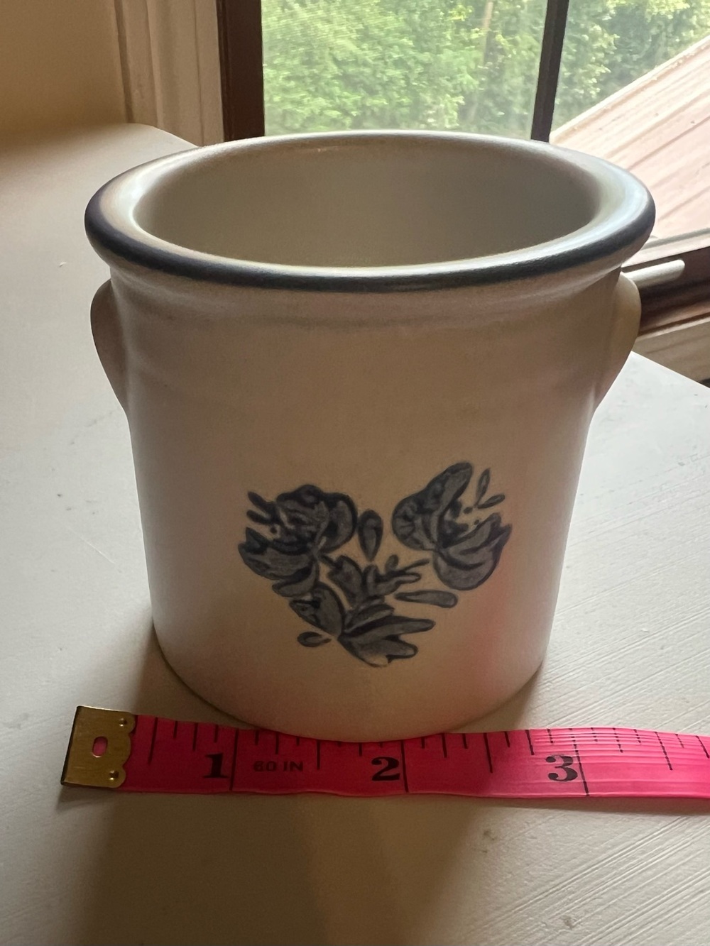 Vintage Pfaltzgraff Yorktown Mini Crock with Blue Floral Accent